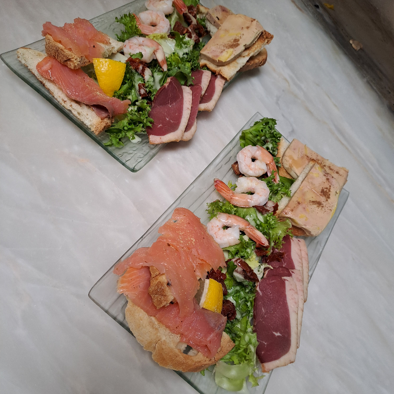 A LA CARTE le dimanche midi, sur réservation !!