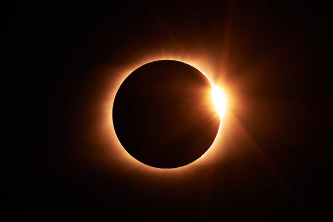 On s&rsquo;éclipse du mercredi soir au jeudi midi, on se retrouve jeudi soir !!